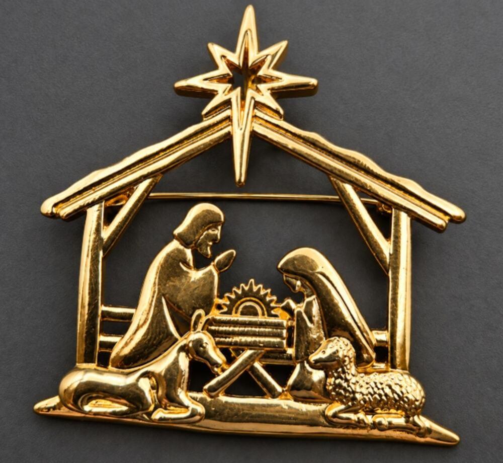 Gold Tone Metal Christmas Nativity Brooch Manger Scene Star Topper Holy Family